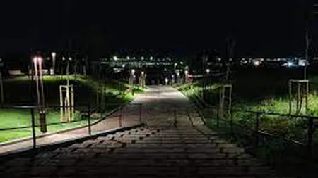 O tânără a născut pe o stradă din zona Parcului Tei, în București. Bebeluşul nu a supravieţuit