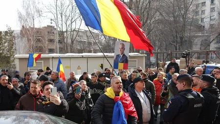 Simpatizanții lui Călin Georgescu se revoltă pe rețelele sociale: „Ieșiți masiv în stradă, să le fie frică!”