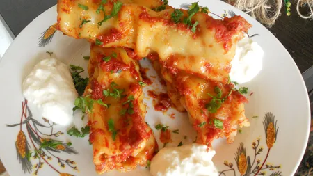 Sarmale Doyna, reţeta unui prânz delicios. Se servesc obligatoriu cu smântână!