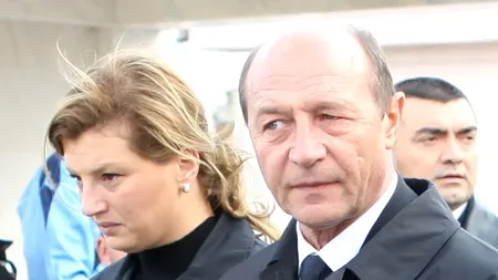 Traian Băsescu a uitat cum se fac filajele şi se revoltă: 