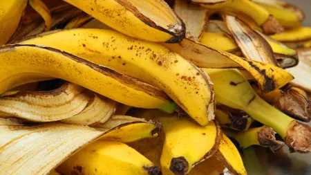 Cele 5 moduri în care poți folosi cojile de banană acasă. Puțini oameni cunosc acestre trucuri