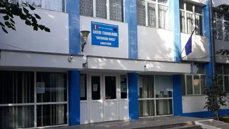 Planul Roşu de Intervenţie după ce a fost folosit spray cu piper într-un liceu. Elevul care a provocat incidentul, preluat de Poliţie