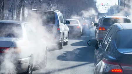 Noua taxă auto pentru maşinile poluante. Când va intra în vigoare, sunt vizate milioane de autoturisme
