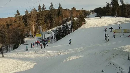 Minivacanța de iarnă a elevilor mărește considerabil tarifele de cazare în zonele montane. Care sunt noile prețuri
