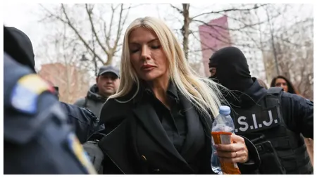 Laura Vicol, reacție ironică la acuzațiile ce îi sunt aduse de procurori: „Câinii latră, ursul merge, nu este stres”