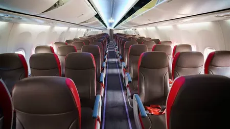 Lovitură devastatoare pentru WizzAir şi Tarom. O companie aeriană de la noi oferă servicii de lux la preţuri mici