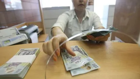 Patru bănci dispar în 2025 din România. Zeci de mii de clienți sunt vizați