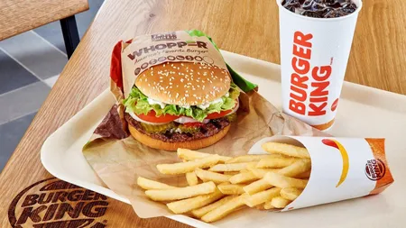 Burger King, amendă uriașă primită de la ANPC. Ce nereguli au găsit inspectorii: 
