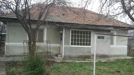 Vești excelente pentru românii care au case construite înainte de 1990. Se schimbă legea, scapă de o mare problemă