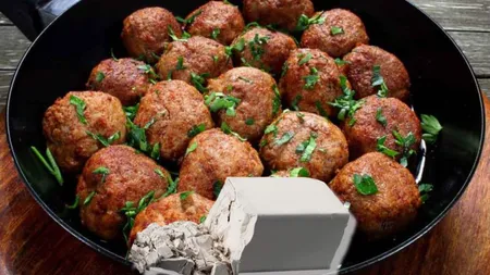Motivul pentru care drojdia nu trebuie să lipsească din compoziția chiftelelor. Secretul culinar cunoscut de puține gospodine