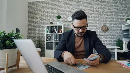 Avem cea mai ieftină mână de lucru din Europa, după Bulgaria! Jumătate din țările UE cheltuie cu salariații cel puțin dublu