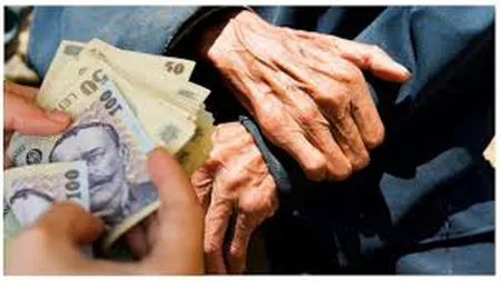 Escrocheria care face ravagii printre pensionarii români. Mai mulți bătrâni au fost loviți