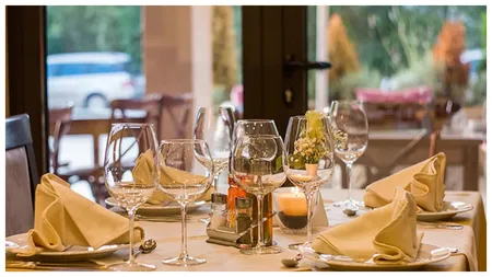 Un cunoscut lanț de restaurante intră în faliment. Pandemia de coronavirus i-a fost fatală