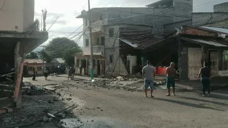 Cutremur cu magnitudine 6.3 în Ecuador. Peste 100 de locuințe s-au prăbuşit
