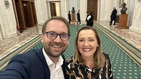 Dominic Fritz o va înlocui, informal, pe Elena Lasconi la conducerea USR ca să poată contesta decizia BEC. Tensiuni majore în USR! Acuzații de preluare ilegitimă a conducerii partidului