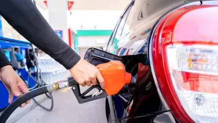 Majoritatea șoferilor români nu știu cum se face corect plinul de combustibil. Sfaturile oferite de specialiștii auto