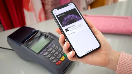 Banii cash ar putea deveni istorie în viitorul apropiat. Se introduce portofelul electronic