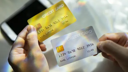 Escrocheria online care îi lasă fără bani și pe tineri. ”Plata doar cu cardul”