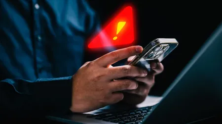 O nouă fraudă online face ravagii în telefon. Metoda care îți fură toți banii de pe card