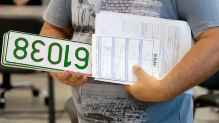 Înmatriculare auto 2025. Cât trebuie să scoți din buzunar pentru numerele preferențiale. Scumpirea din luna aprilie