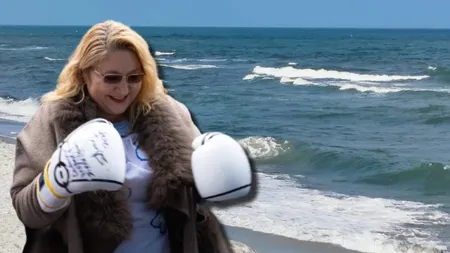 Diana Șoșoacă și membrii partidului S.O.S, baie în mare: „Tot femeile sunt curajoase”. VIDEO