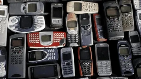 Telefonul tău vechi ar putea valora 35.000 de euro. Care modele sunt cele mai căutate pe eBay