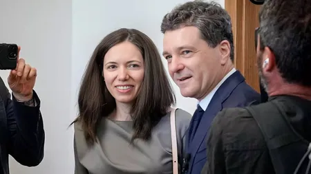 Nicușor Dan și Mirabela Grădinaru pleacă în Polonia. Decizie de ultimă oră
