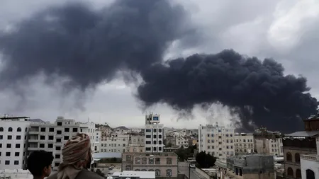 Israelul loveşte principalul aeroport din Yemen, într-un atac aerian împotriva houthi