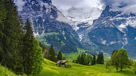 Locul superb din România care te poartă prin peisaje spectaculoase și sate izolate. Ai impresia că ai ajuns în Elveția VIDEO