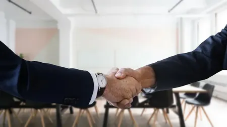 Salarii 2025. Angajatorii vor fi obligați să afișeze salariul în anunțul de angajare până în 2026