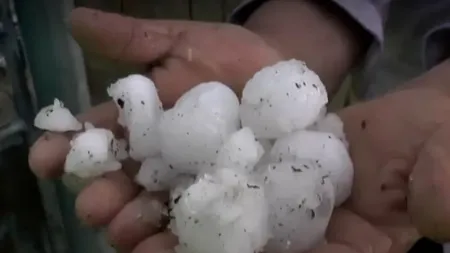 ANM, noi alerte de fenomene meteo periculoase. Unde lovesc intemperiile în această seară