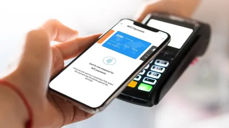 Dispar banii cash. Lege specială pentru cei care vor să plătească cu numerar