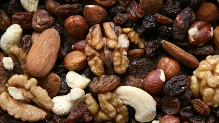 Superalimentul care reduce riscul de cancer la colon. Mulți români îl ignoră, deși îl găsesc peste tot