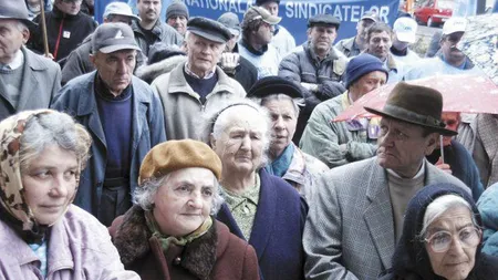 Ce se va întâmpla cu pensiile şi salariile românilor. Andrei Caramitru anunţă apocalipsa: 