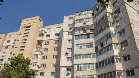 Viața la bloc 2025. NU ai voie să faci asta pe balcon! Riști să fii dat în judecată