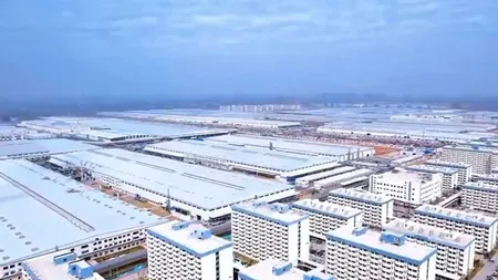 Se construiește prima fabrică mamut a lumii, mai mare decât orașul San Francisco. Sute de mii de angajați și o capacitate uriașă de producție