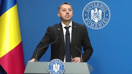 Schimbările majore propuse de guvernul Bolojan în educaţie. Program de la 8 la 17 şi 