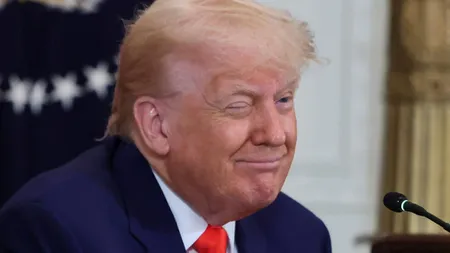 Donald Trump a distribuit o teorie a conspirației conform căreia Joe Biden ar fi fost asasinat în 2020 și înlocuit cu o ”clonă”