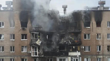 Război în Ucraina. Polonia a ridicat avioanele de luptă, atac masiv al Rusiei, a fost lovit un bloc de locuinţe din Kiev VIDEO