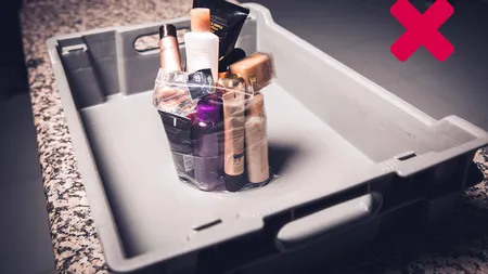 SRI explică noile reguli pentru lichide în bagajul de mână: Transportul acestora va fi permis în recipiente cu o capacitate de până la doi litri doar după instalarea noului model de echipament de control