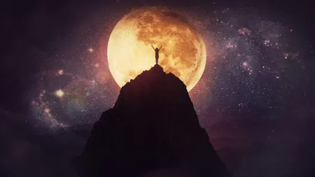 3 ZODII care se bucură de MAGIA COSMICĂ a Lunii pline în Capricorn din 10 iulie 2025