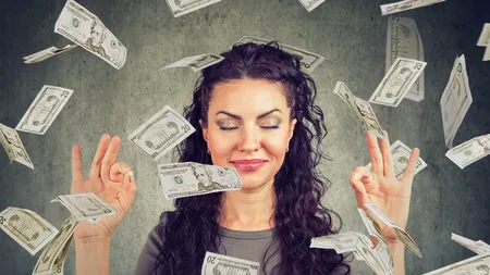 3 ZODII care pot atrage bani la finalul săptămânii. Vezi cine face mutările rapide care aduc câștiguri neașteptate