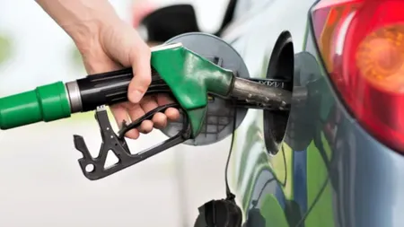 Prețurile la benzină și motorină vor crește cu 50 de bani per litru de la 1 august, avertizează specialiștii. Mărirea TVA îi nemulțumește pe șoferi