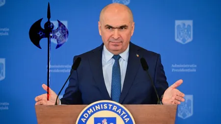 Ilie Bolojan face reforme cu securea, nu cu penseta. Concediază 30% dintre bugetarii din subordinea cancelariei premierului. Sindicaliștii sunt turbați: „Practici specifice regimurilor totalitare, o formă mascată de represiune”