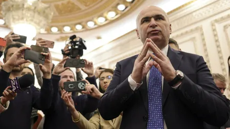 Angajații de la Senat „trimiși acasă” de Ilie Bolojan au ajuns, de fapt, la alte instituții de stat. Restructurări numai pe hârtie