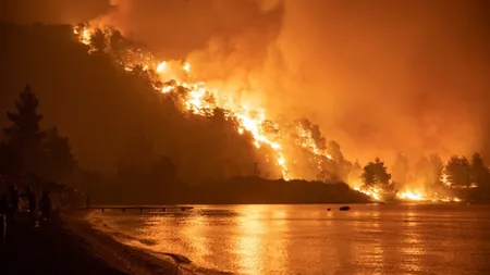 Cod roşu de incendii în Italia. Atenţionare de călătorie transmisă de MAE