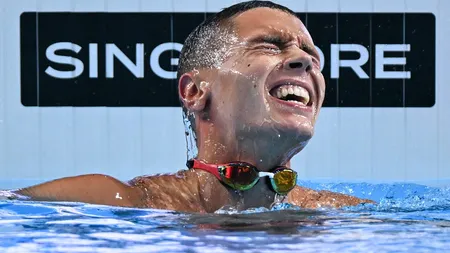 David Popovici nu va participa la cursele de 50 de metri de la Mondialul din Singapore. Finala de joi, la 100 de metri, va fi ultima intrare în bazin a campionului român