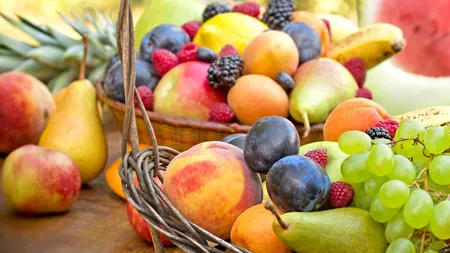 Secretul unei siluete de invidiat. Ce fructe poți consuma vara ca să nu te îngrași
