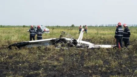 Avion prăbușit într-o bază militară din Iași. Pilotului i-au fost amputate ambele picioare. Mesajul AUR: „Îi dorim multă putere, răbdare și o recuperare cât mai grabnică”