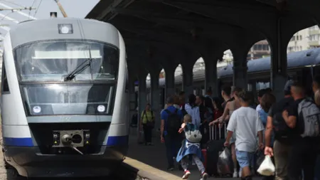 Gratuitățile și reducerile de care elevii beneficiază. CFR, reguli pentru bilete și abonamente în anul școlar 2025-2026